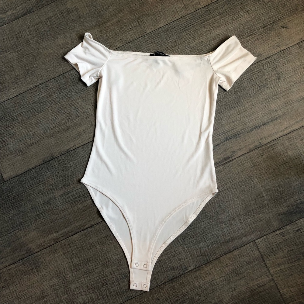 Off shoulder bodysuit